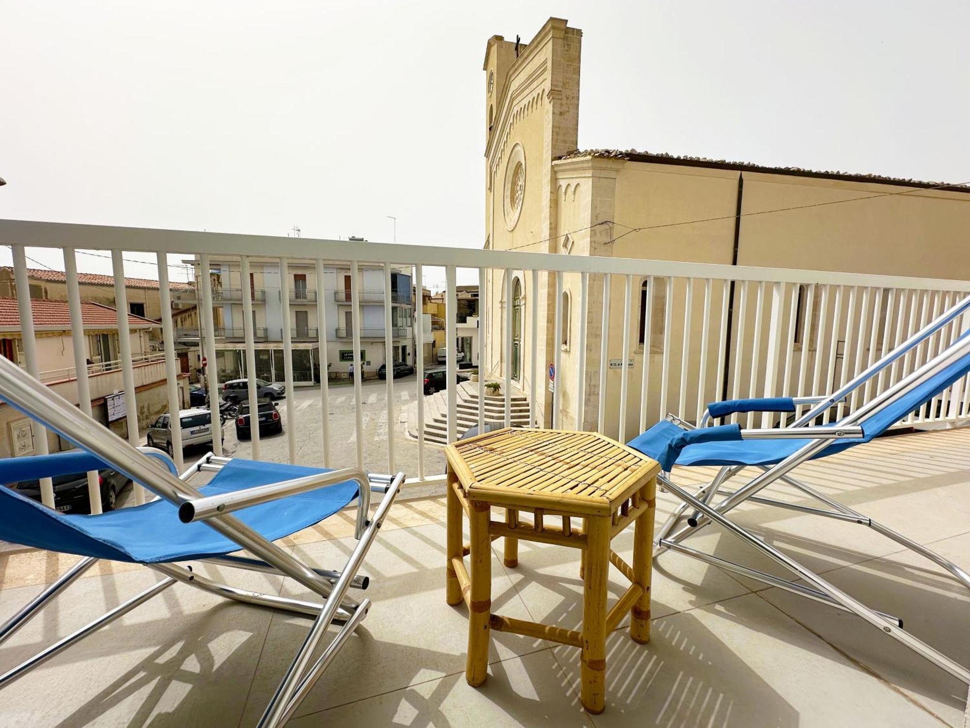Вилла Portosalvo Holiday House Марина-ди-Рагуза Экстерьер фото